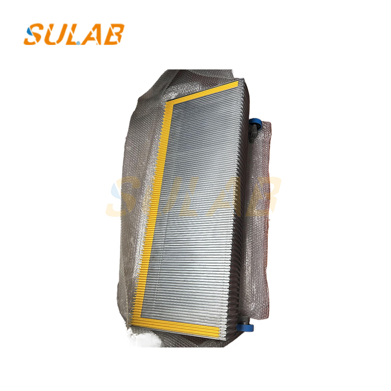 High-Strength Die-Cast Escalator Step with Anti-Slip Grooves and Yellow Safety Demarcation Universal Fit for All Brands