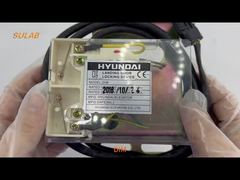 อุปกรณ์ล็อคประตูลิฟต์หน้าสัมผัสเคลื่อนที่ ตะขอโถงลิฟต์ อุปกรณ์ประตูชั้น ล็อคประตูลิฟต์