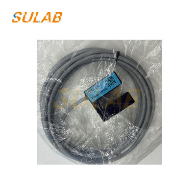 Compact Elevator Leveling Sensor with Infrared Screen Compliant with EN/IEC 61496 for Safety Guarding