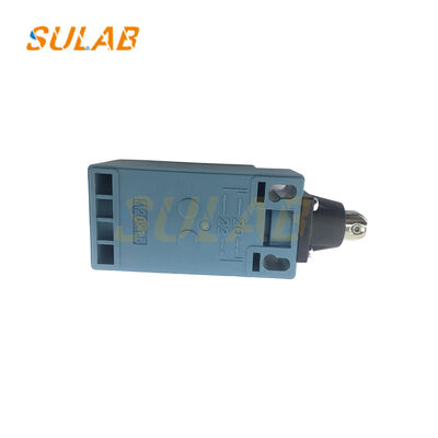 สวิตช์นิรภัยบันไดเลื่อน Hitachi ZLDXC03C พร้อมฟังก์ชันหยุดฉุกเฉินและการตรวจสอบโซ่ขั้นบันไดแบบเรียลไทม์เพื่อการควบคุมขีดจำกัดการเดินทางที่แม่นยำ