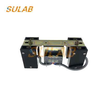 YG-25 G1 เครื่องตรวจจับความใกล้เคียงแม่เหล็ก U-Slot เครื่องเปลี่ยนตําแหน่งพื้นลิฟท์ 250V 3A IP67 กันฝุ่นและกันกระจาย